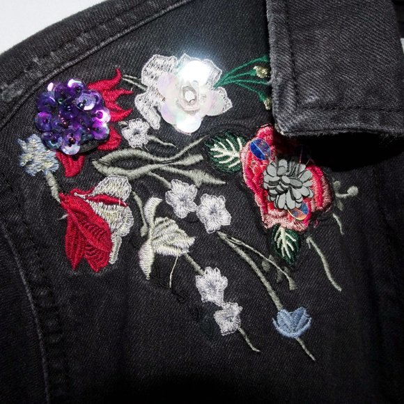 Bershka Embroidered Black Denim Jacket Floral Raw Hem - Picture 5 of 8